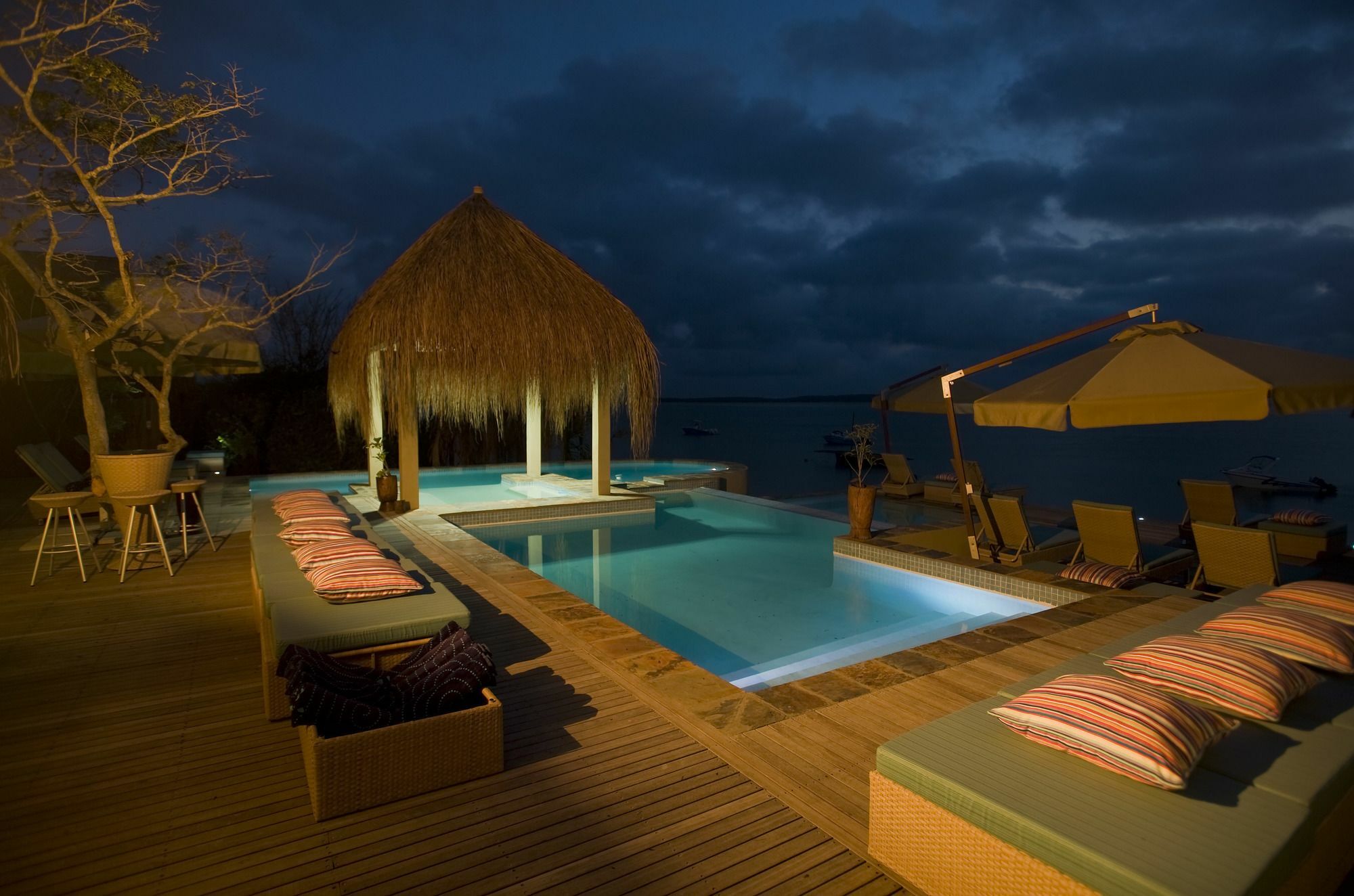 Dugong Beach Lodge Виланкулос Екстериор снимка