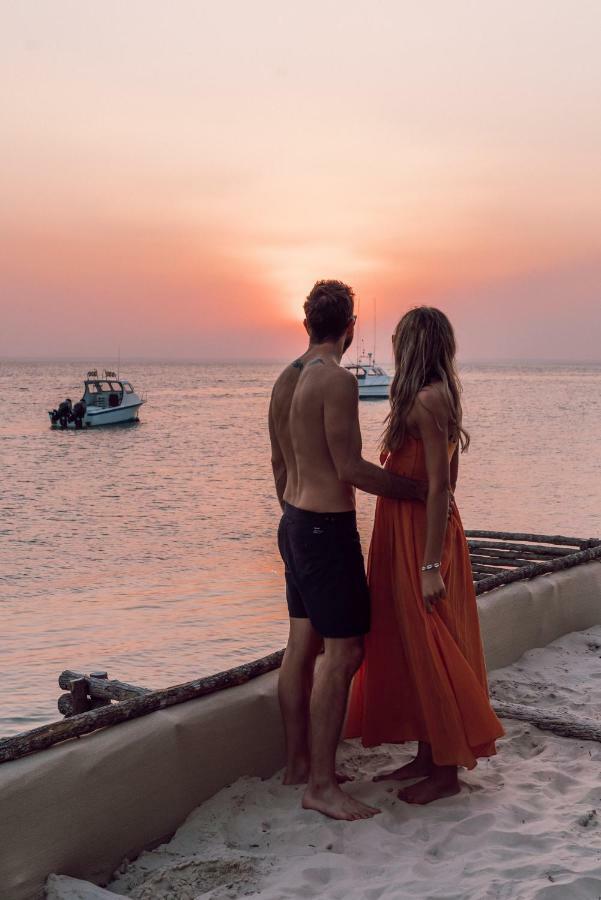 Dugong Beach Lodge Виланкулос Екстериор снимка