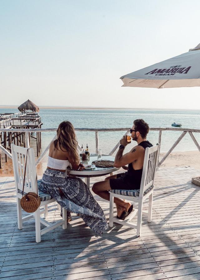 Dugong Beach Lodge Виланкулос Екстериор снимка