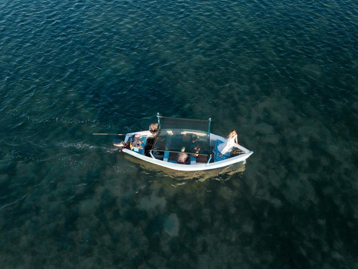 Dugong Beach Lodge Виланкулос Екстериор снимка